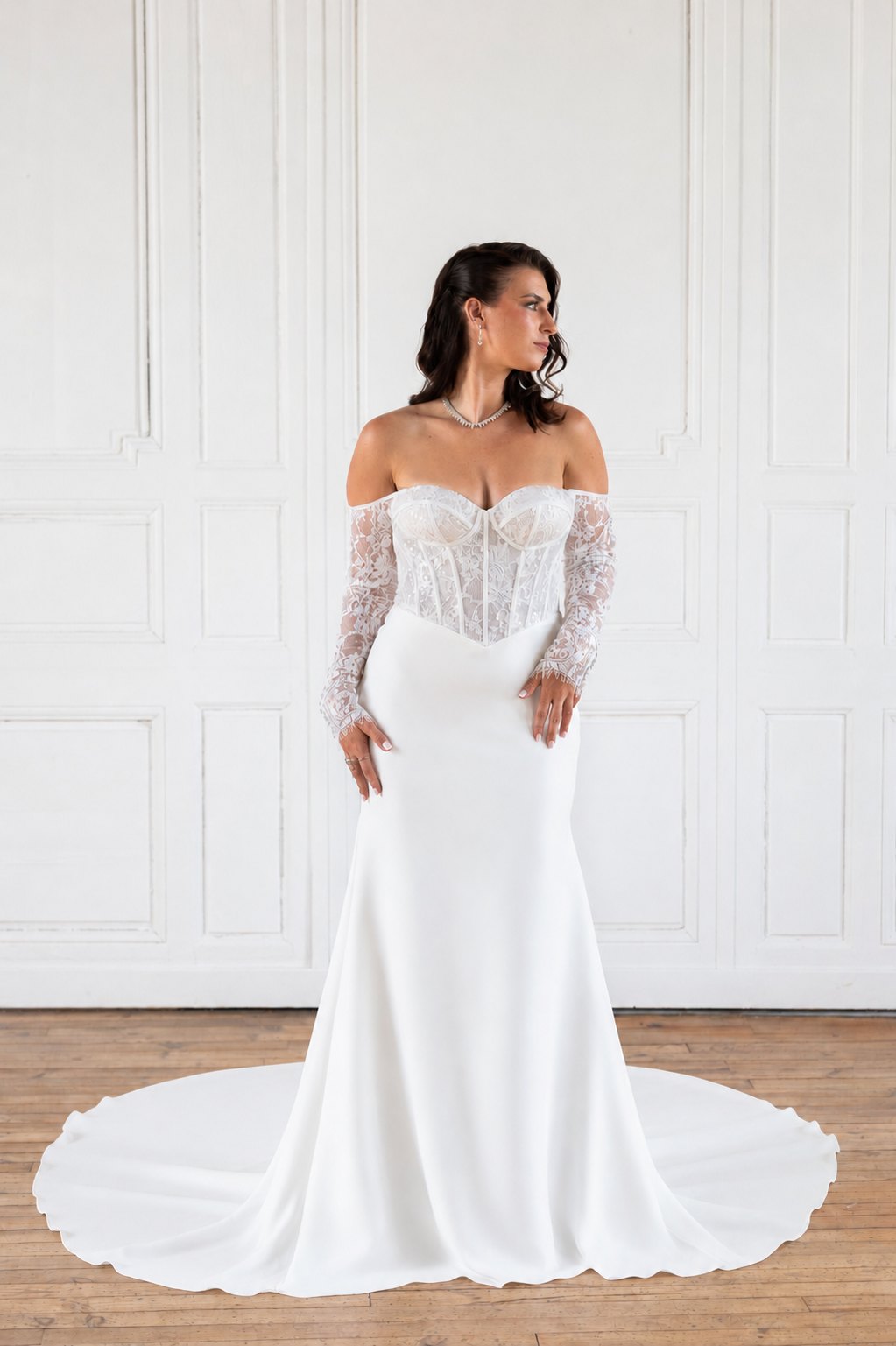 Robe de mariée Aura, manches longues dentelle