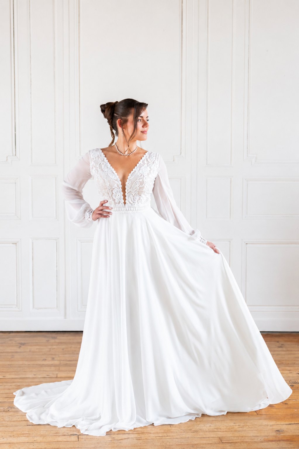 Robe de mariée Lina, plongeant