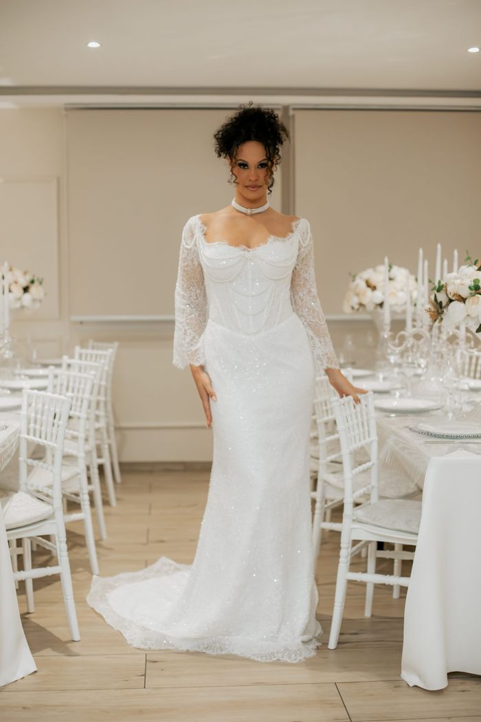 Robe sirène avec détails perles sur le buste